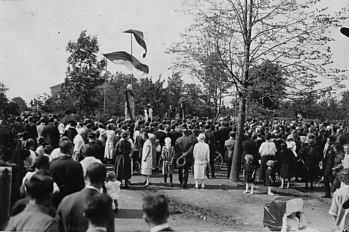 Zpátky do minulosti: 100 let od zahájení stavby pomníku mistra Jana Husa v Hrabové