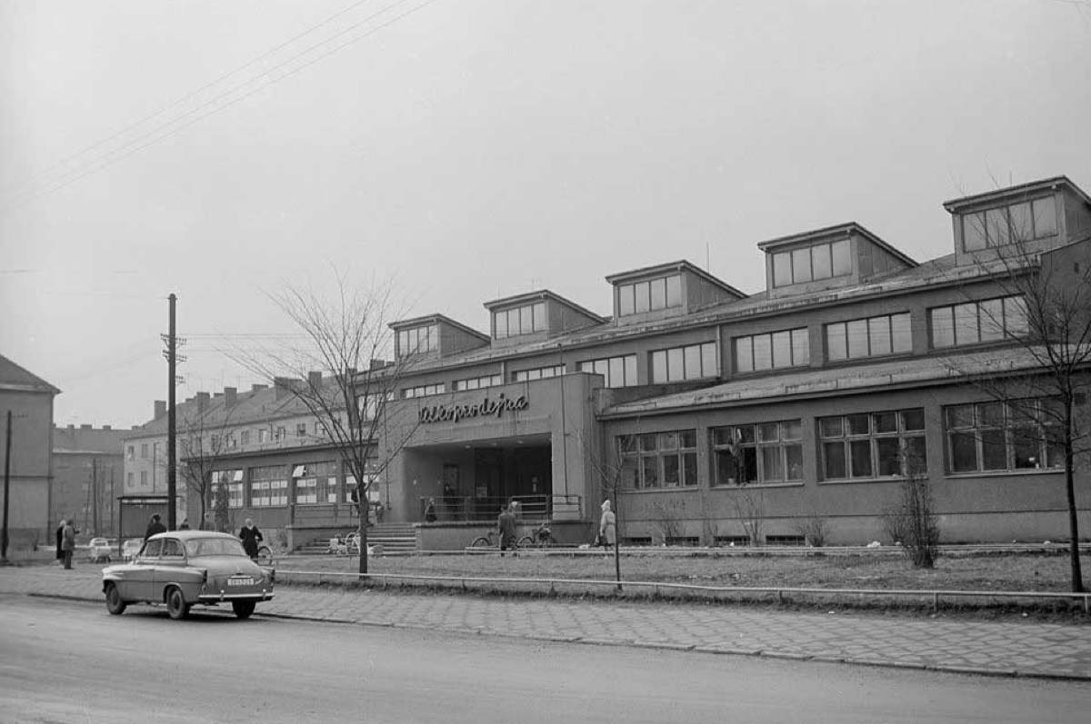 Hrabůvka 1945-1985: od dvouletek po Hrdinství práce