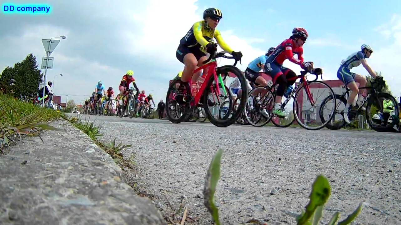 Video: Velocipedisté z Ostravy-Hrabové chvíli vedli závod Gracia