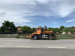 (FOTO) Posečení trávy v příkopech na ulici Paskovská