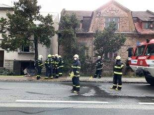 (FOTO) Požár v rodinném domě na Paskovské ulici