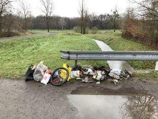 Dnešní úklid v okolí řeky Ostravice, aneb akce Ukliďme svět v Ostravě-Hrabové