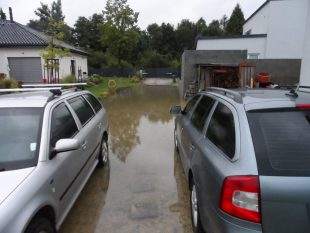 (FOTO) Oblast ulic Poplužní a K Pilíkům po deštích