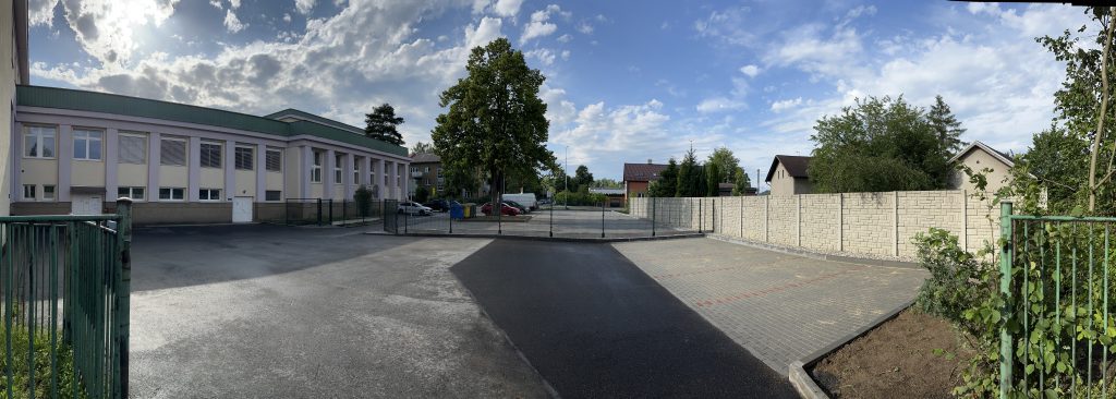 Nové parkoviště u základní školy v Ostravě-Hrabové