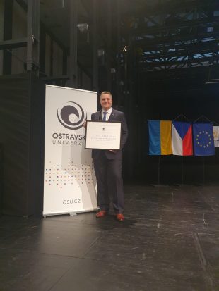 (FOTO) Ondřej Volný obdržel za svou činnost cenu rektora