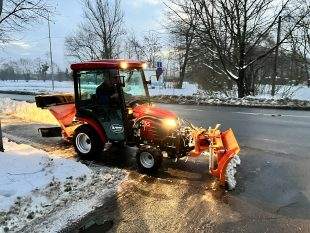 Hrabová: O víkendu napadnou desítky centimetrů sněhu, pomůžete nám?