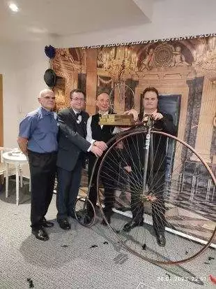 (FOTO) Velopedisté odstartovali v Hrabové plesovou sezónu