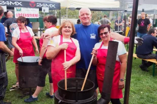 (FOTO) Hrabovský gulášfest 2025: léto v Hrabové jsme zakončili stylově