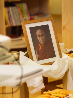 (FOTO) Cestopisná beseda o Tibetu zaplnila knihovnu do posledního místa